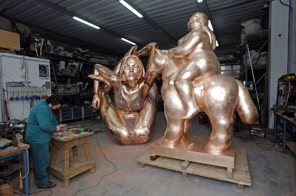 The working of bronze fonderia darte massimo del chiaro pietrasanta Fonderia d arte
