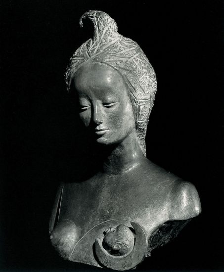 Female bust with child